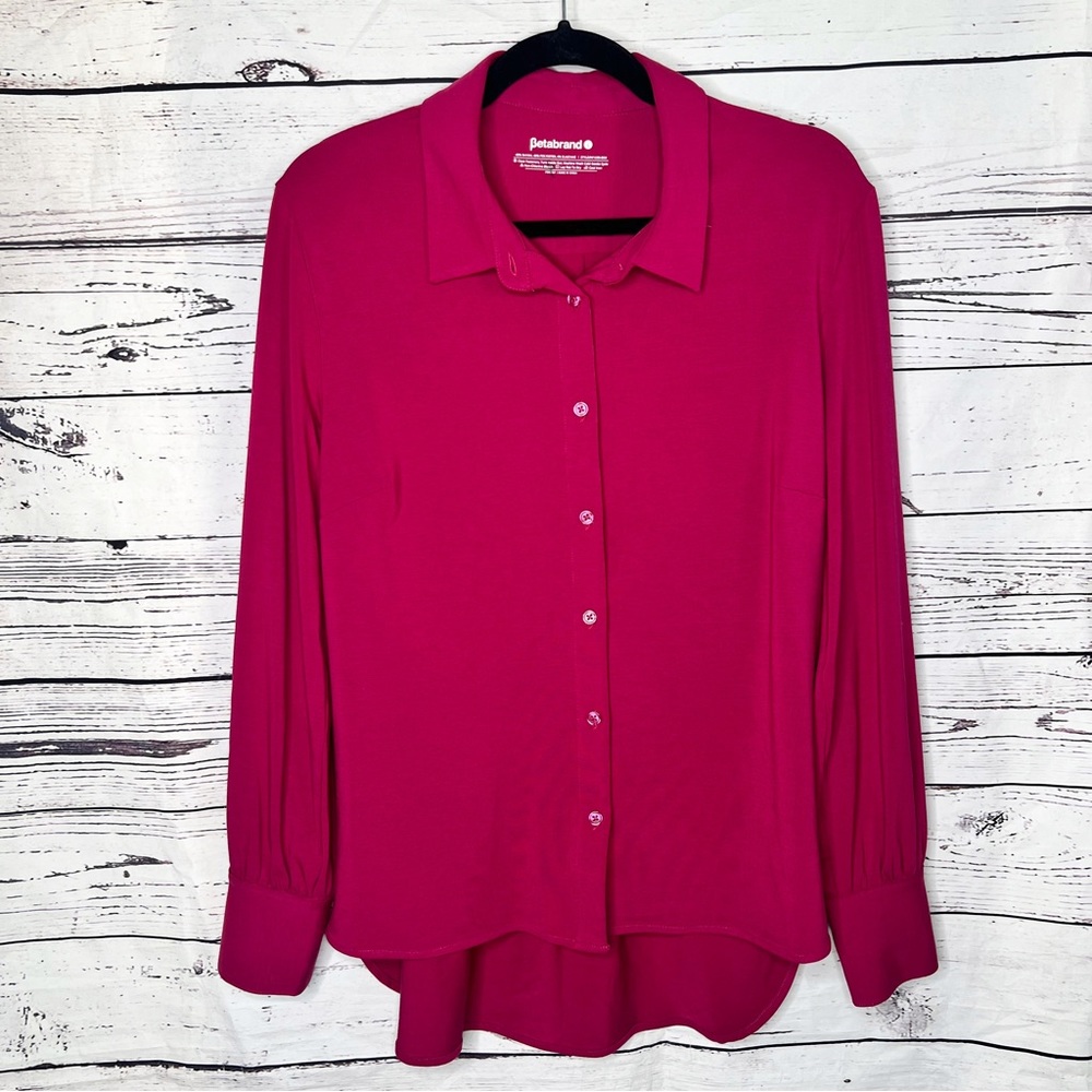 Betabrand stretch button down blouse